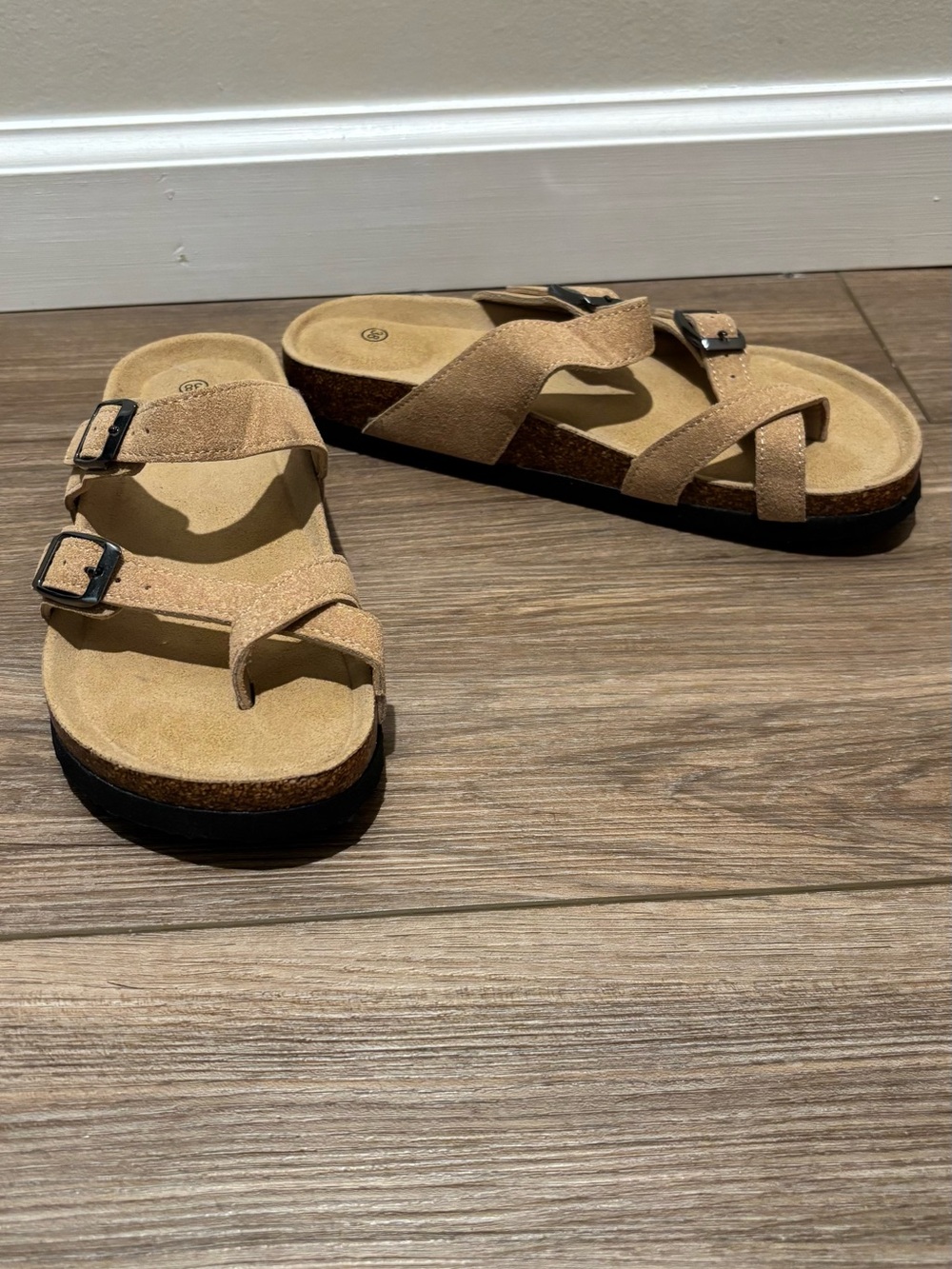 Women’s Cross-Strap Suede Slide Sandals in Tan